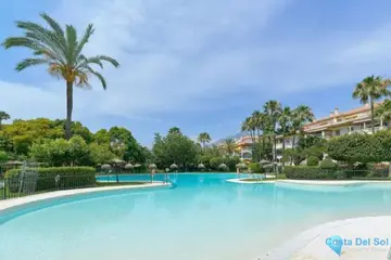 3 bedroom Apartment for Sale in Marbella-11604