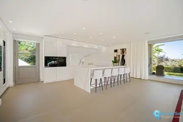 6 bedroom House for Sale in Nueva Andalucía-58428