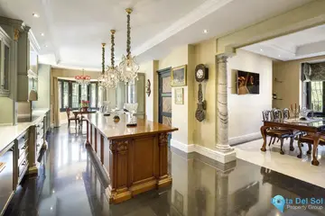 7 bedroom House for Sale in Sierra Blanca-58463