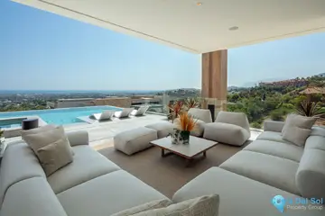 6 bedroom House for Sale in La Quinta-58521
