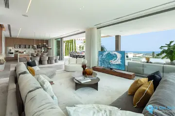 6 bedroom House for Sale in La Quinta-58522