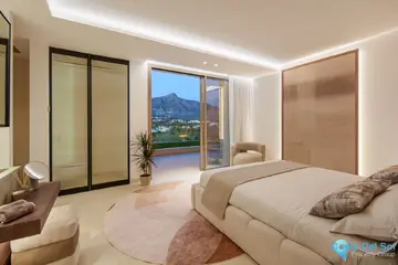 5 bedroom House for Sale in Nueva Andalucía-58570