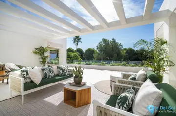5 bedroom House for Sale in The Golden Mile-58595