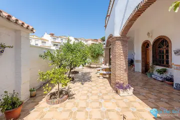 4 bedroom House for Sale in Benalmadena-84054