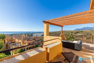 2 bedroom Apartment for Sale in Benahavís-11681