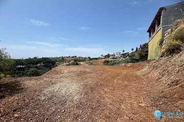 3720m2 Plot for Sale in Estepona-59178