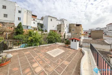 4 bedroom House for Sale in Yunquera-59638
