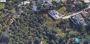 700m2 Plot for Sale in Estepona-59726
