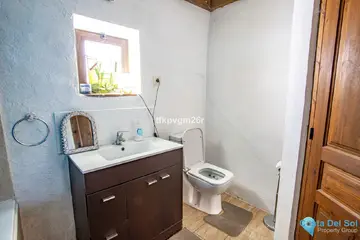 2 bedroom House for Sale in Jimena de la Frontera-59733