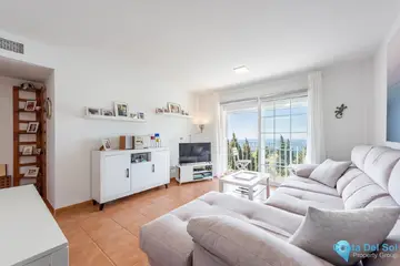 2 bedroom Apartment for Sale in Gaucín-59745
