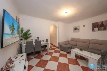 4 bedroom House for Sale in Guaro-60354