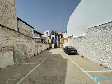 272m2 Plot for Sale in Monda-60389