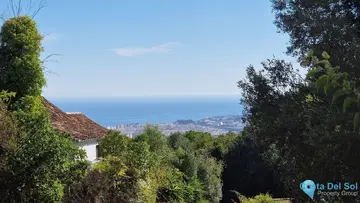 918m2 Plot for Sale in Mijas-60861