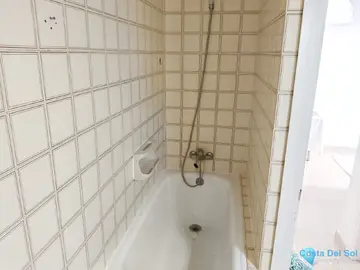 1 bedroom Apartment for Sale in Torremolinos Centro-61238