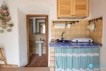 1 bedroom House for Sale in Guaro-61409
