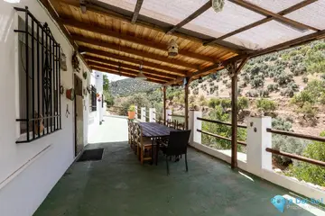5 bedroom House for Sale in Cuevas De San Marcos-61572