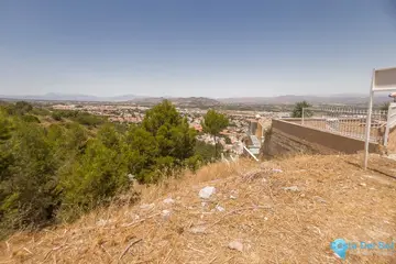 1100m2 Plot for Sale in Alhaurín de la Torre-62383