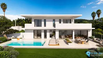 587m2 Plot for Sale in Estepona-62506