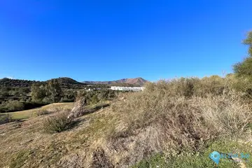 596m2 Plot for Sale in Estepona-62564