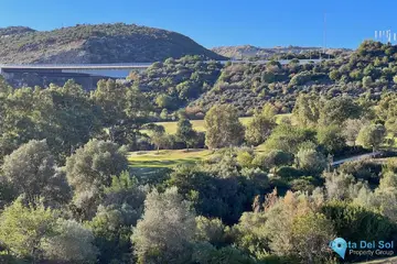 596m2 Plot for Sale in Estepona-62574