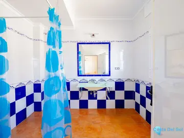 4 bedroom House for Sale in Humilladero-62652
