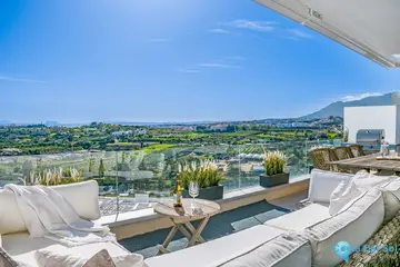 3 bedroom Apartment for Sale in Cancelada-84145
