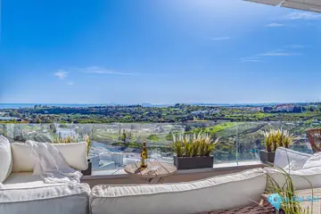 3 bedroom Apartment for Sale in Cancelada-84148