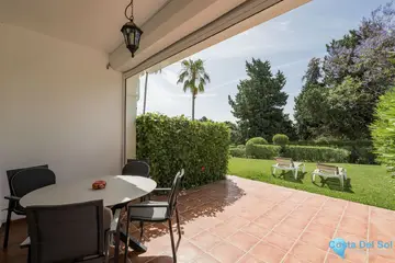 2 bedroom House for Sale in Aloha-84169