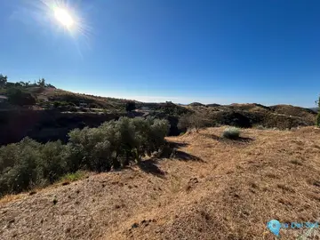 10074m2 Plot for Sale in Valtocado-63183