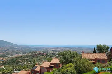 2 bedroom Apartment for Sale in La Mairena-84177