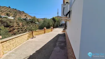 4 bedroom House for Sale in Alora-63303