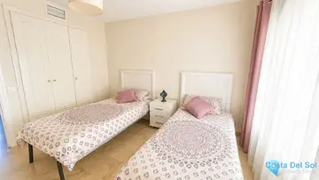 2 bedroom Apartment for Sale in La Duquesa-63401