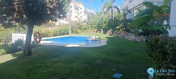 2 bedroom Apartment for Sale in Elviria-81777