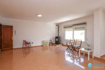 1 bedroom House for Sale in Guaro-63845