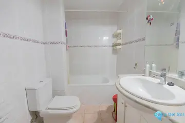 2 bedroom Apartment for Sale in Fuengirola-63851