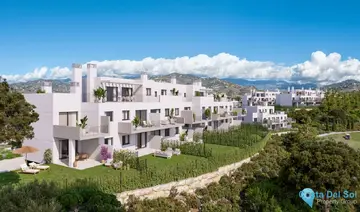 2 - 3 bedroom Apartment for Sale in Vélez-Málaga-63876