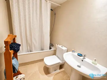 2 bedroom Apartment for Sale in La Duquesa-64567