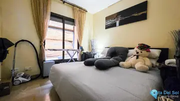 2 bedroom Apartment for Sale in La Duquesa-64747