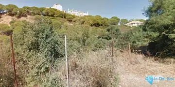 1090m2 Plot for Sale in Elviria-65052