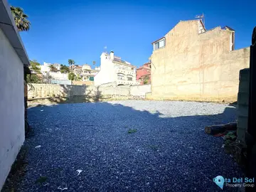 290m2 Plot for Sale in Benalmadena Pueblo-65414