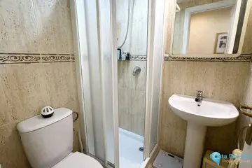 2 bedroom Apartment for Sale in La Duquesa-65583