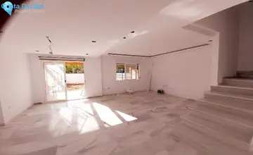 4 bedroom House for Sale in Calahonda-735