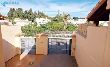 4 bedroom House for Sale in Calahonda-740