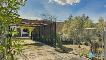 2 bedroom House for Sale in Almogía-66073