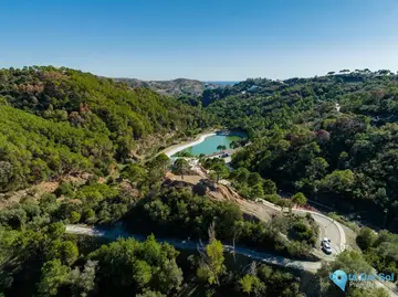 2870m2 Plot for Sale in Benahavís-66100