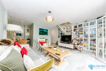 2 bedroom Apartment for Sale in Benalmadena Pueblo-66150