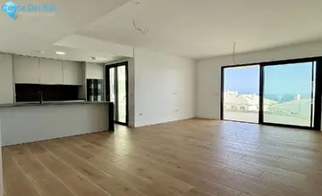 3 bedroom Apartment for Sale in Fuengirola-788