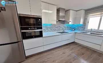 3 bedroom House for Sale in Estepona-806