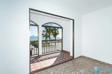 4 bedroom Apartment for Sale in San Luis de Sabinillas-66294