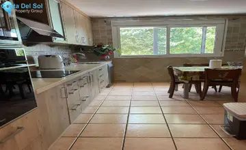 3 bedroom House for Sale in Estepona-812